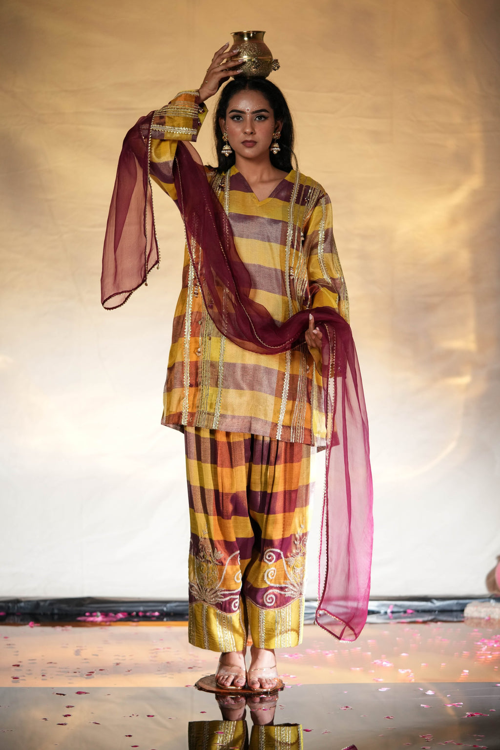 Mehr Kurta Farshi Salwaar Set